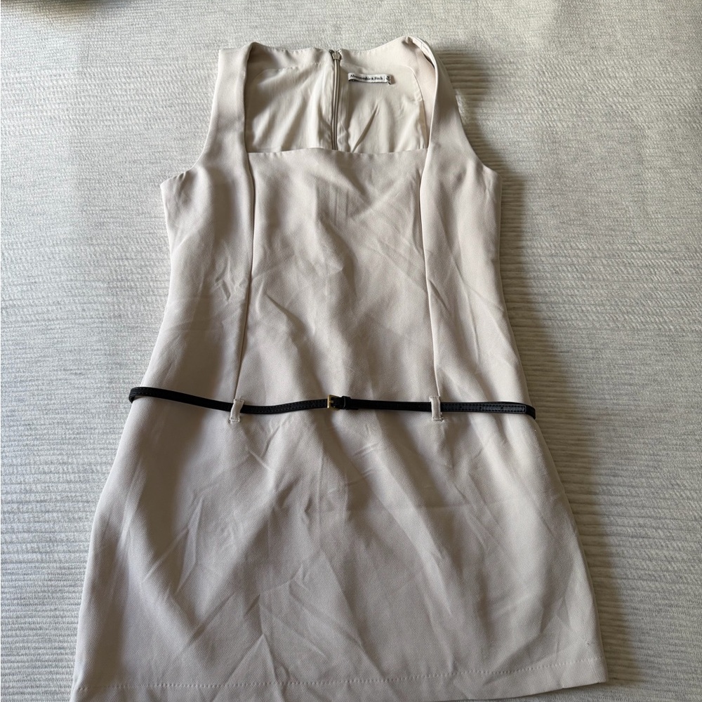 Elegant Cream Sleeveless Dress